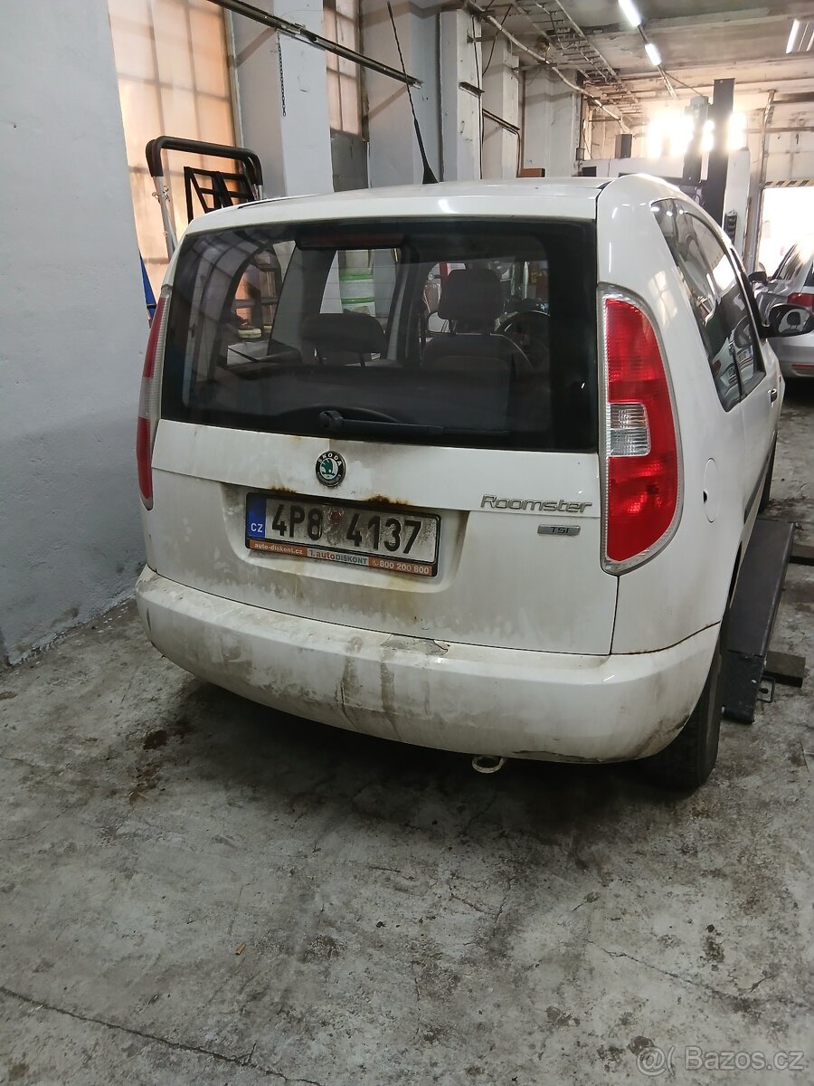 Škoda roomster 1.2 tsi - 4
