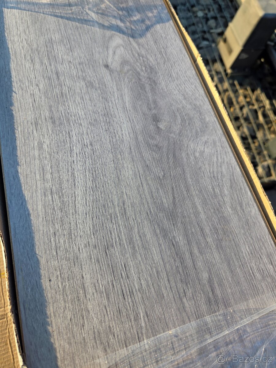 Prodam laminatovou plovouci podlahu - 4