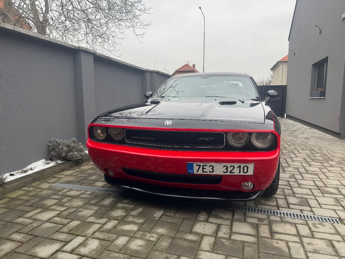 DODGE CHALLENGER SRT 6,1 - 4