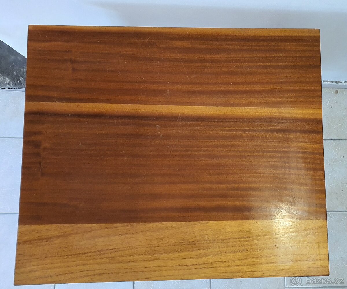Stůl 70 x 60 cm - 4