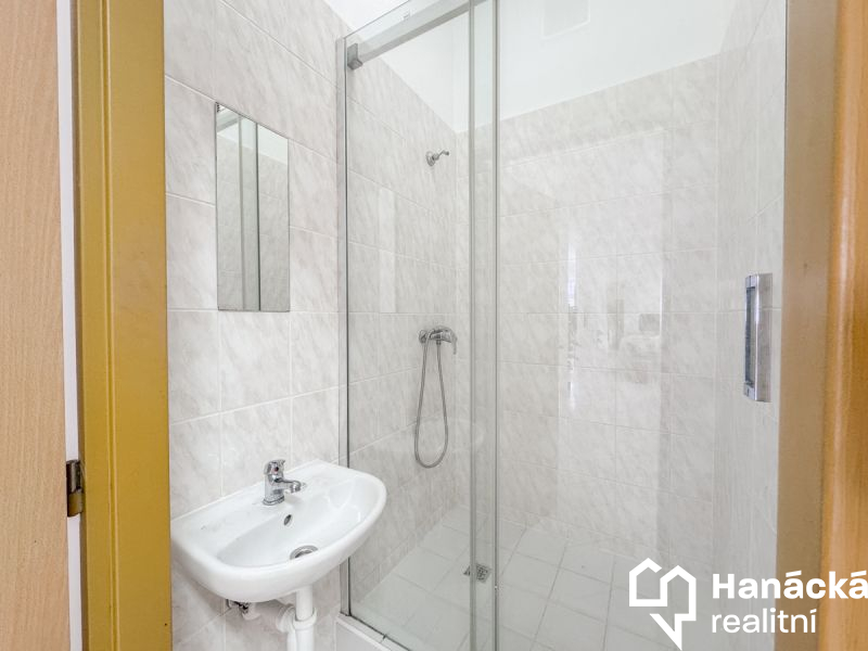 Pronájem komerčního prostoru 85 m² ul. Ztracená,... - 4