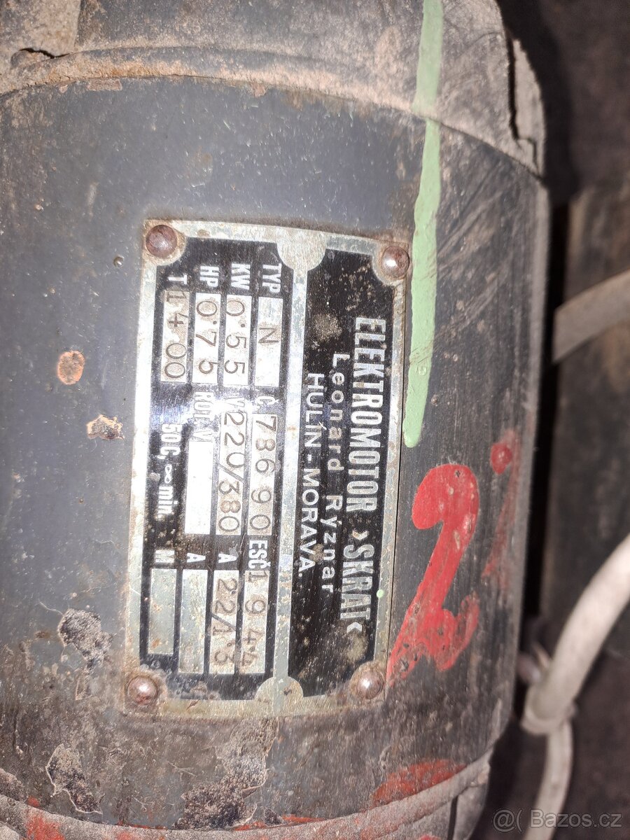 Třívřetenová sukovačka s čelistí 35 mm - 4