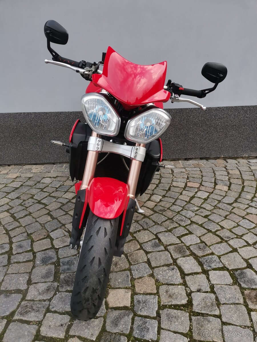 Triumph Speed triple 1050 - 4