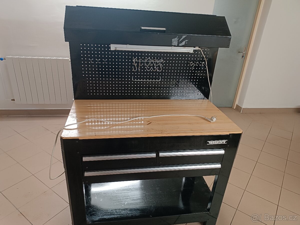 Pracovní stůl WISENT - 4