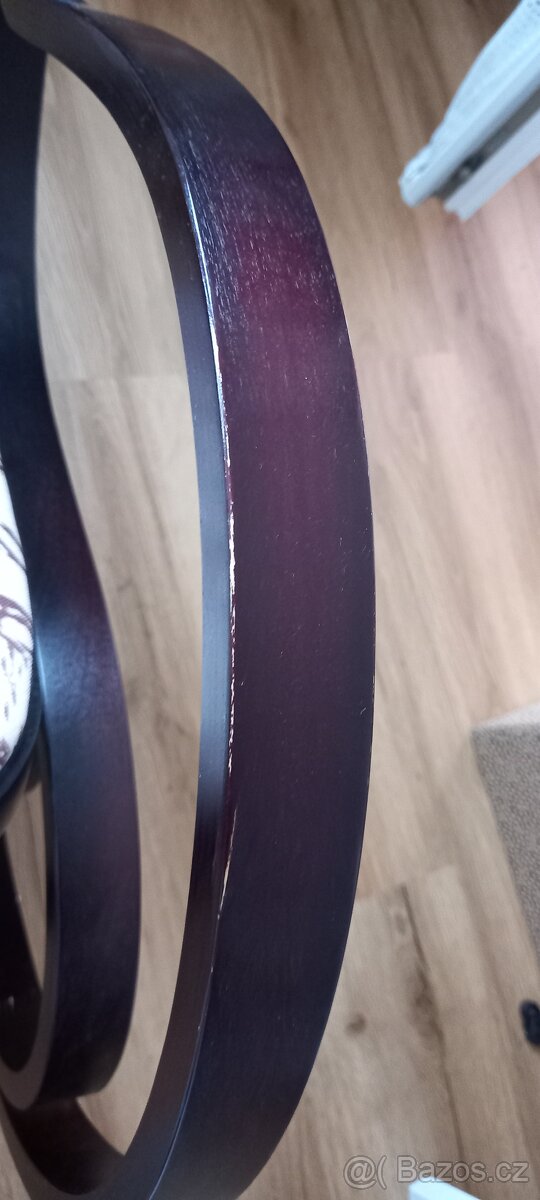 HOUPACÍ KŘESLO - 4