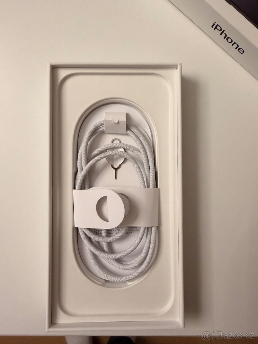 iPhone 16 Pro Max 256 GB Natural Titanium - 4