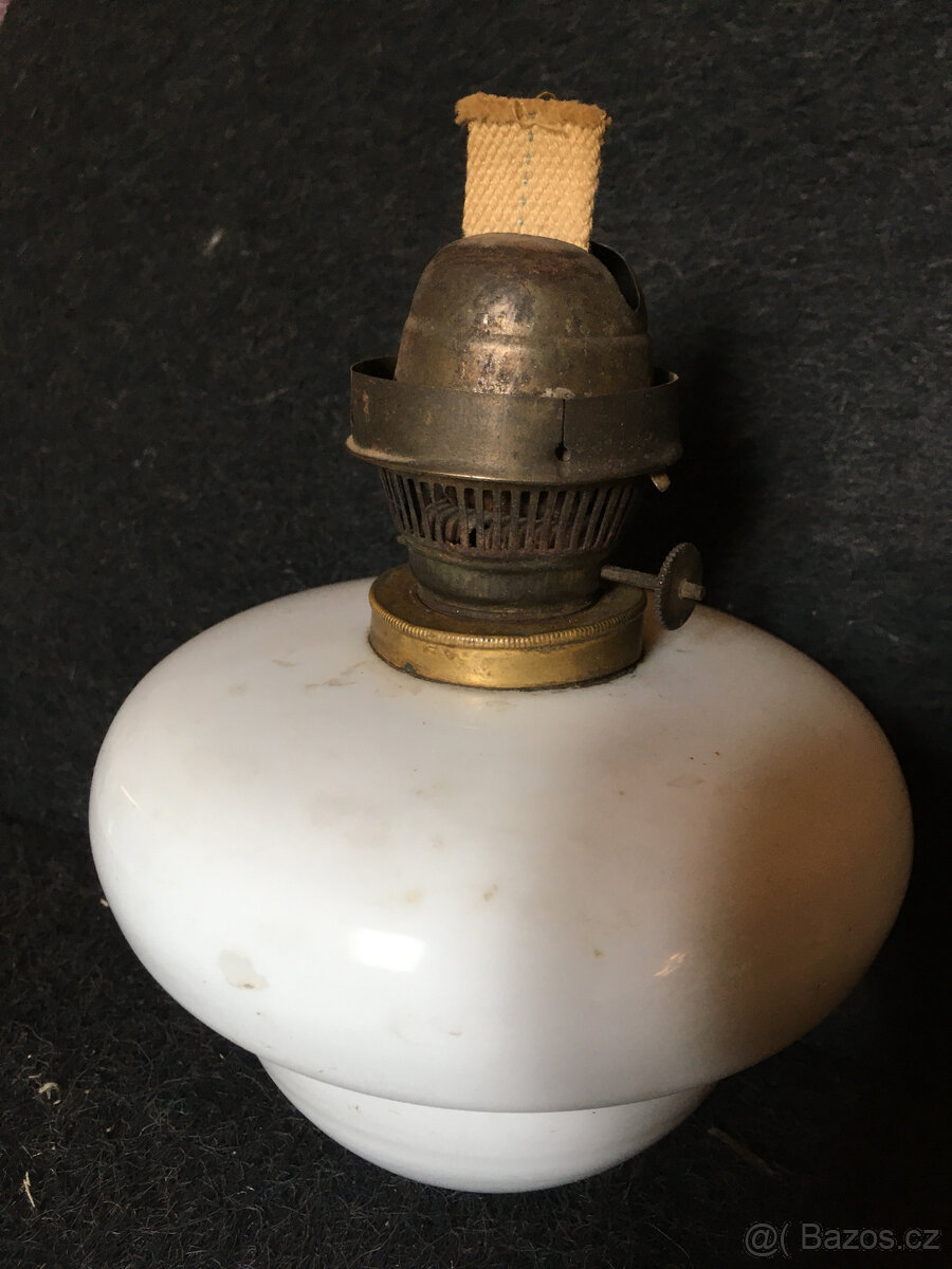 Starožitná stylová petrolejka - 4