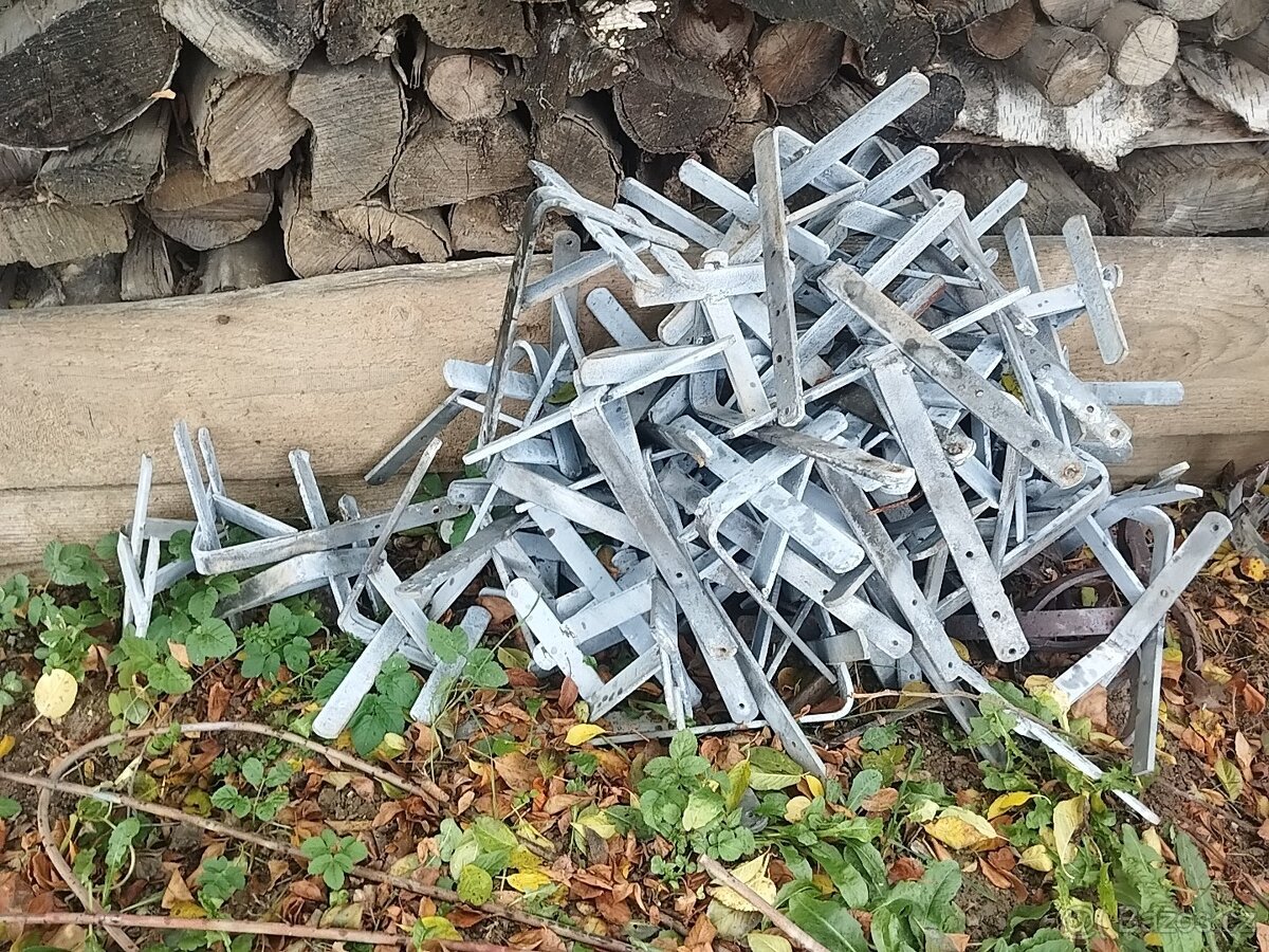 Protisněhový hák - 4