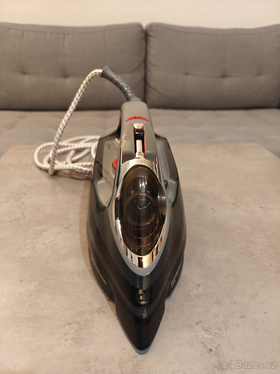 Žehlička Russell Hobbs 20630-56 - 4