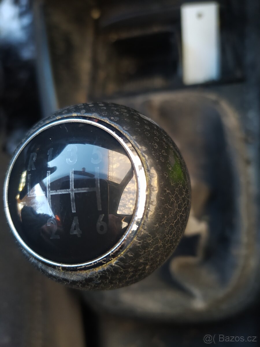 VW Golf 4 1.9 tdi pd, 85 kW, 6 kvalt, 2000 - 4