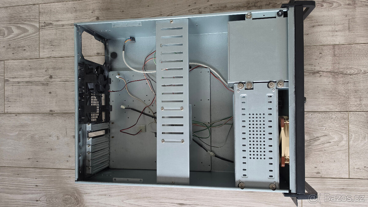 Rackový PC case 4U - 4