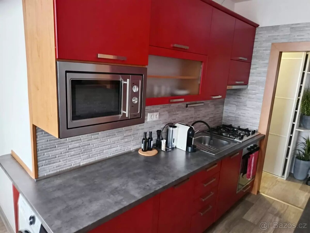 Pronájem bytu 3+1 Veselí nad Moravou - 4