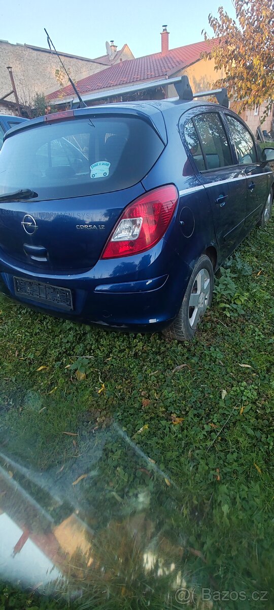 CORSA van 1.2 rok 2007 - 4