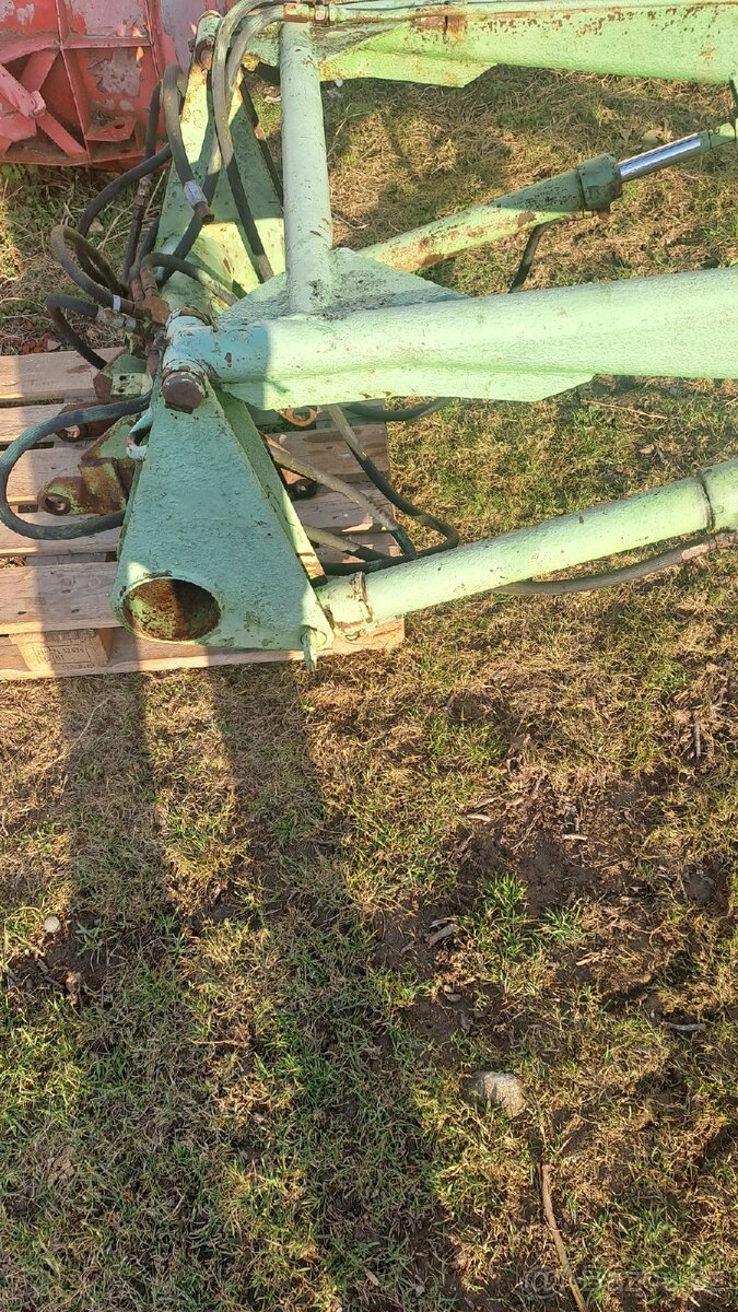 Prodám na Rs09 čelní nakladač - 4