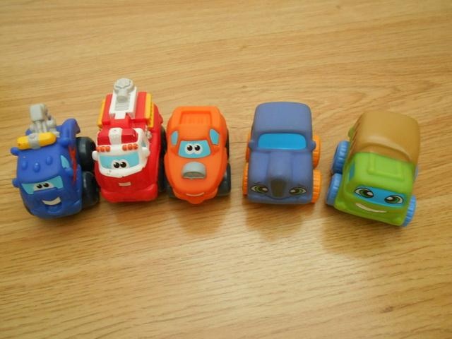 Hračky sýkorky a auta - 4