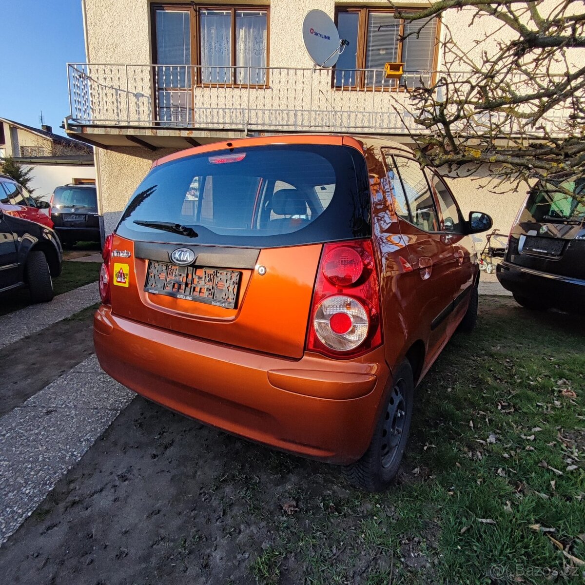 Kia Picanto 1,0 benzín rok 2009 - 4