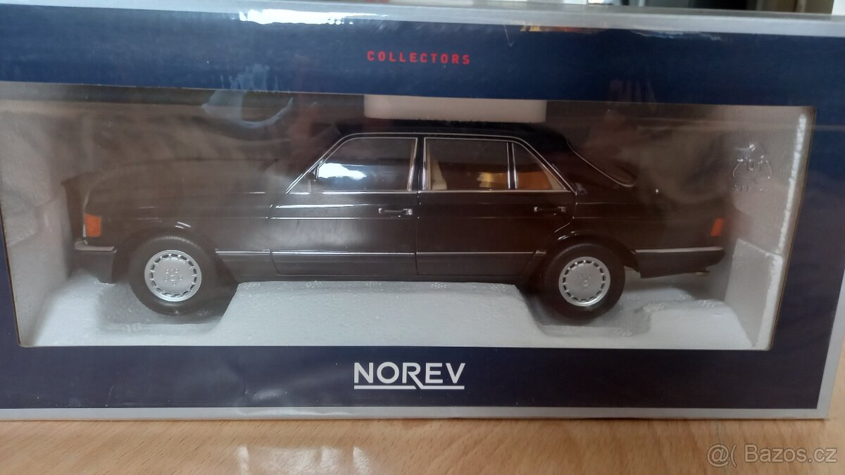 1:18 Mercedes SEL 560 - 4