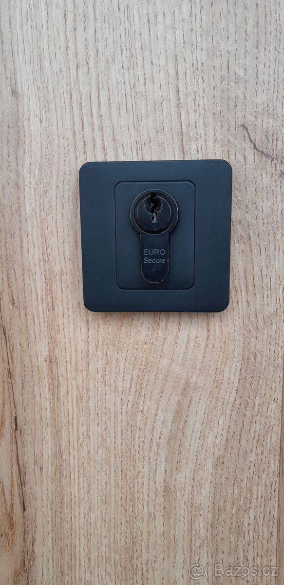 VCHODOVÉ DVEŘE 80,PRAVÉ VÍŠKA 195 CM KOMPLET VIZ. FOTO - 4