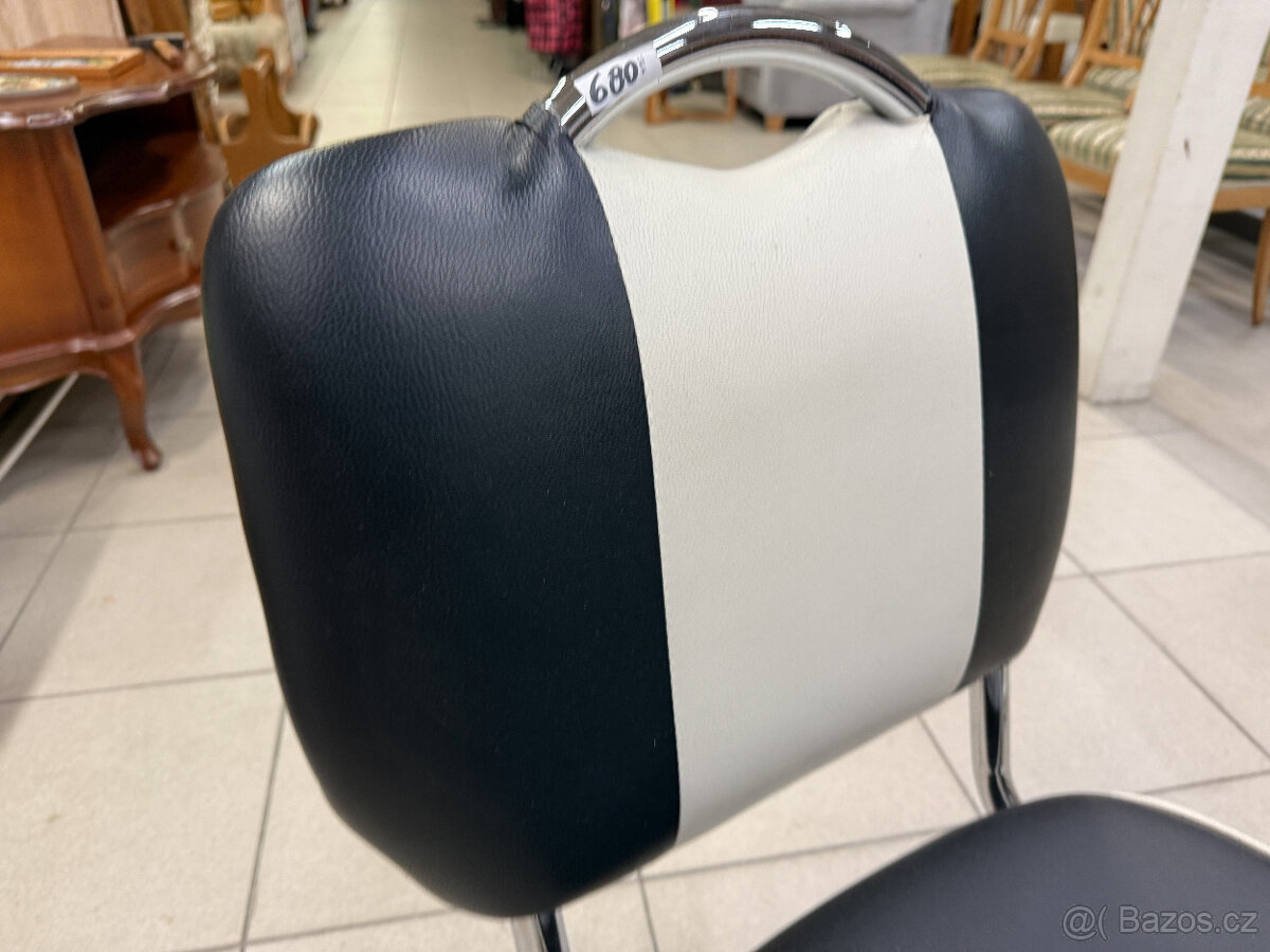 10 kusů chromovaných ,,Amerických" židlí - 4