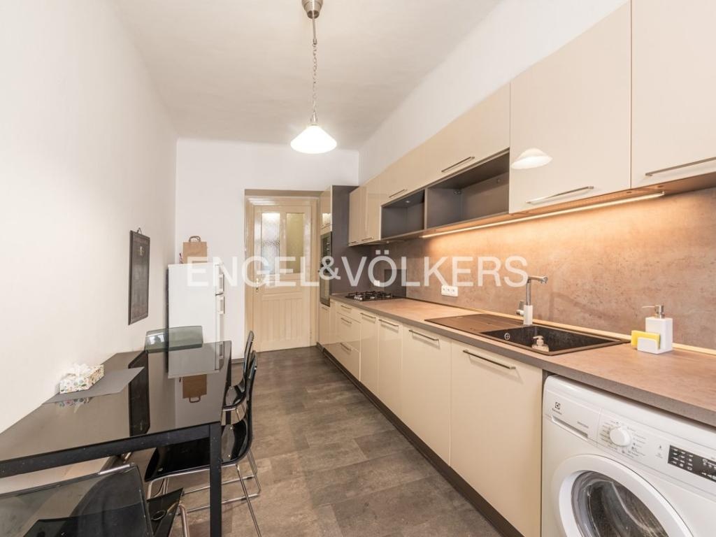 Pronájem bytu 4+1 140 m2 - 4