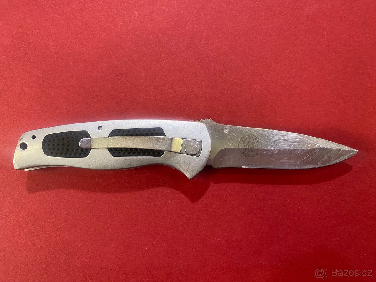 Nůž Smith & Wesson S.W.A.T. - 4