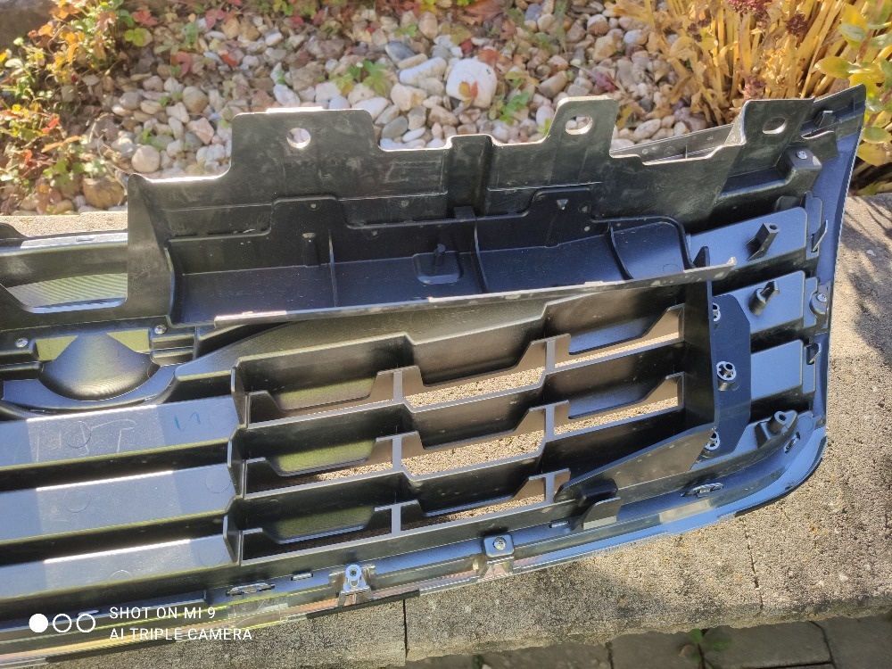 SUBARU FORESTER - maska - 4