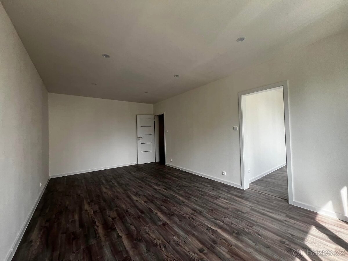 Byt 3+kk k pronájmu - 4