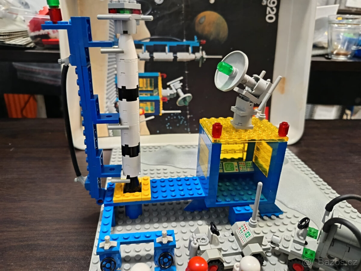 LEGO Space 920 Alpha-1 Rocket Base +návod - 4