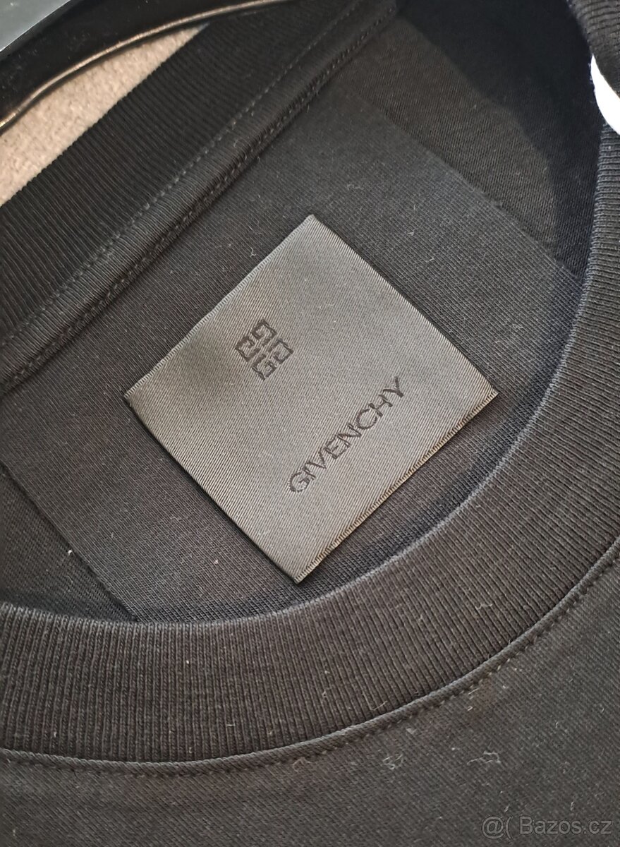 GIVENCHY TRIKO 5 - 4