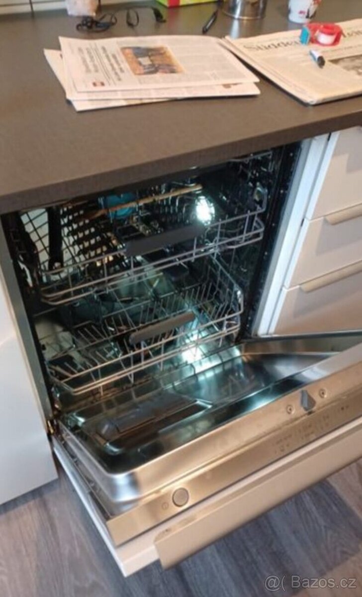 Bílá linka Ikea se spotřebiči,6167 - 4