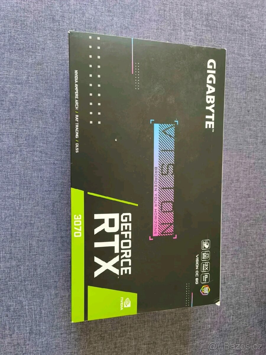 Gigabyte GeForce RTX 3070 VISION OC 8G - 4