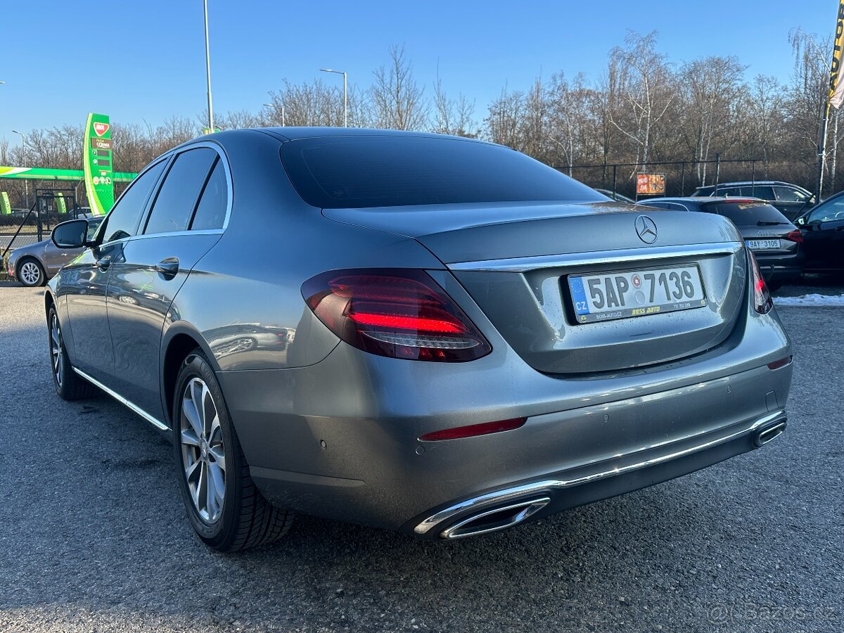 Mercedes-Benz E 220 2016 - 4