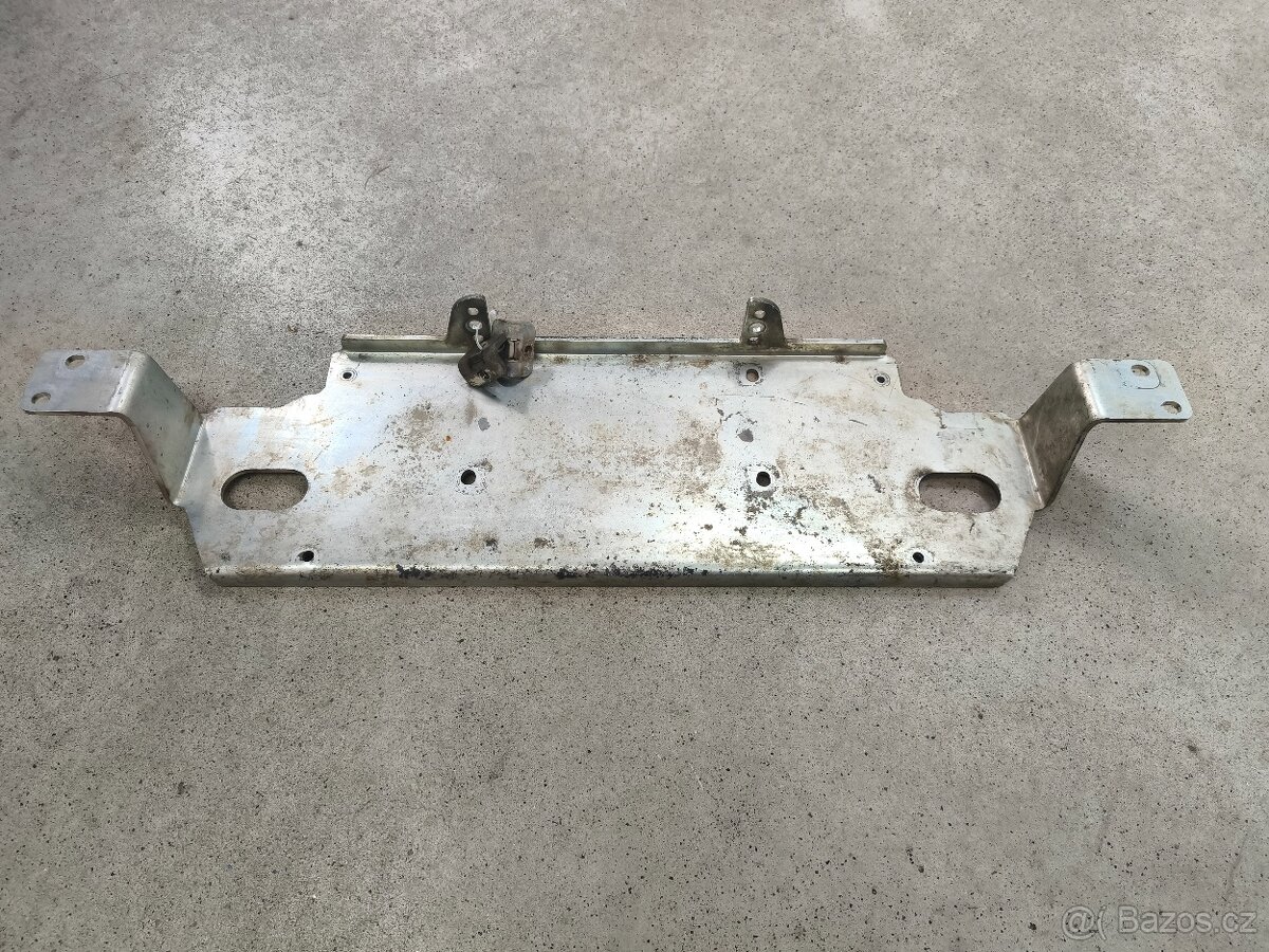 Držák navijáku Pajero - 4