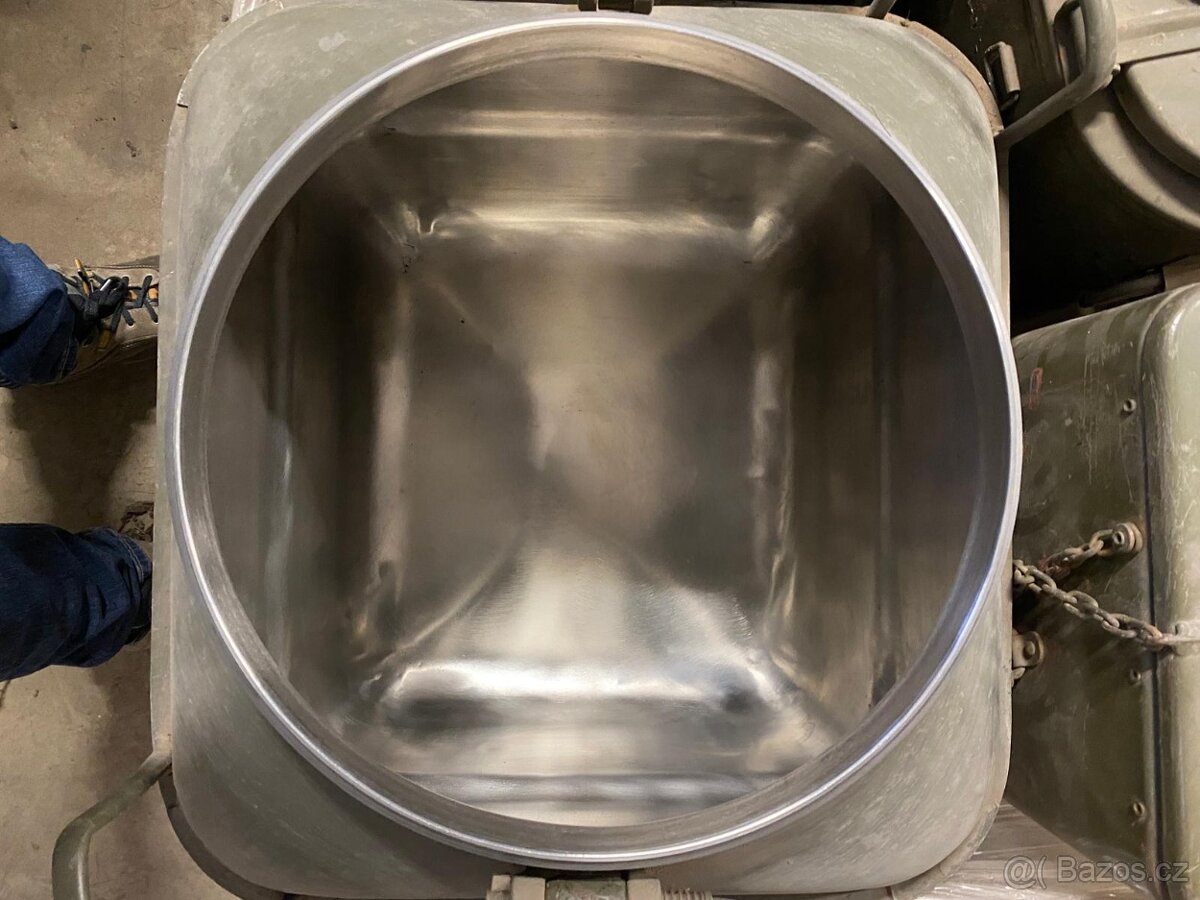 3 Kotle do polních kuchyní - 4