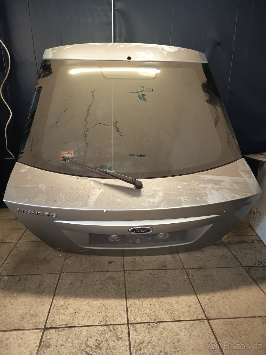 Ford Mondeo pátý dveře - 4