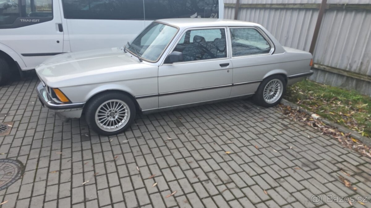 Prodám BMW e21 323i, 1981, manuál, 195 tisíc najeto - 4