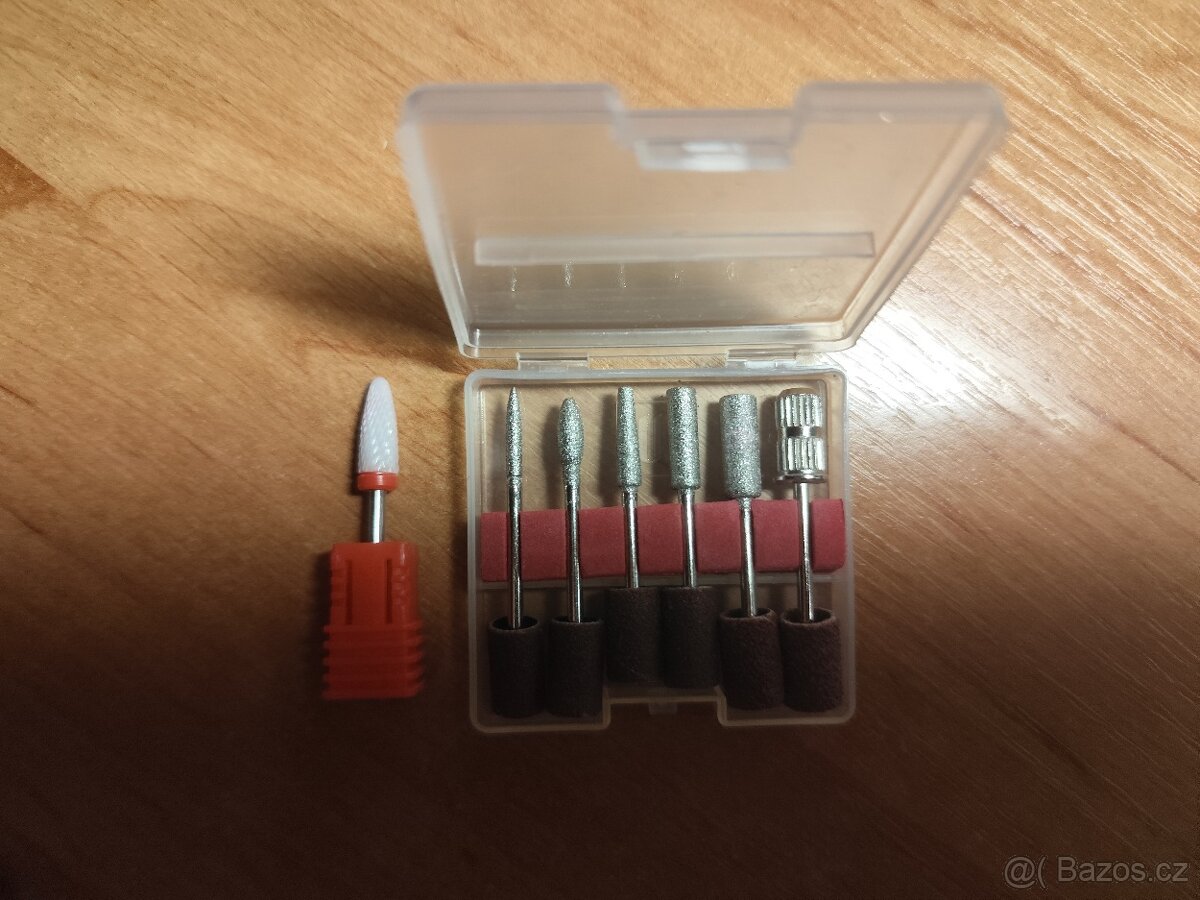 Nová bezdrátová bruska na nehty Nani Nails - 4