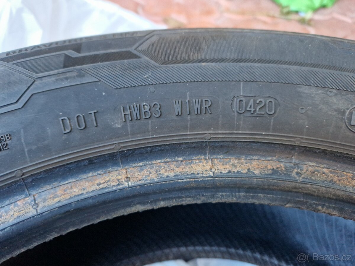 Prodám letní pneu Barum Bravuris 5 HM 215/55 R16 Y XL - 4