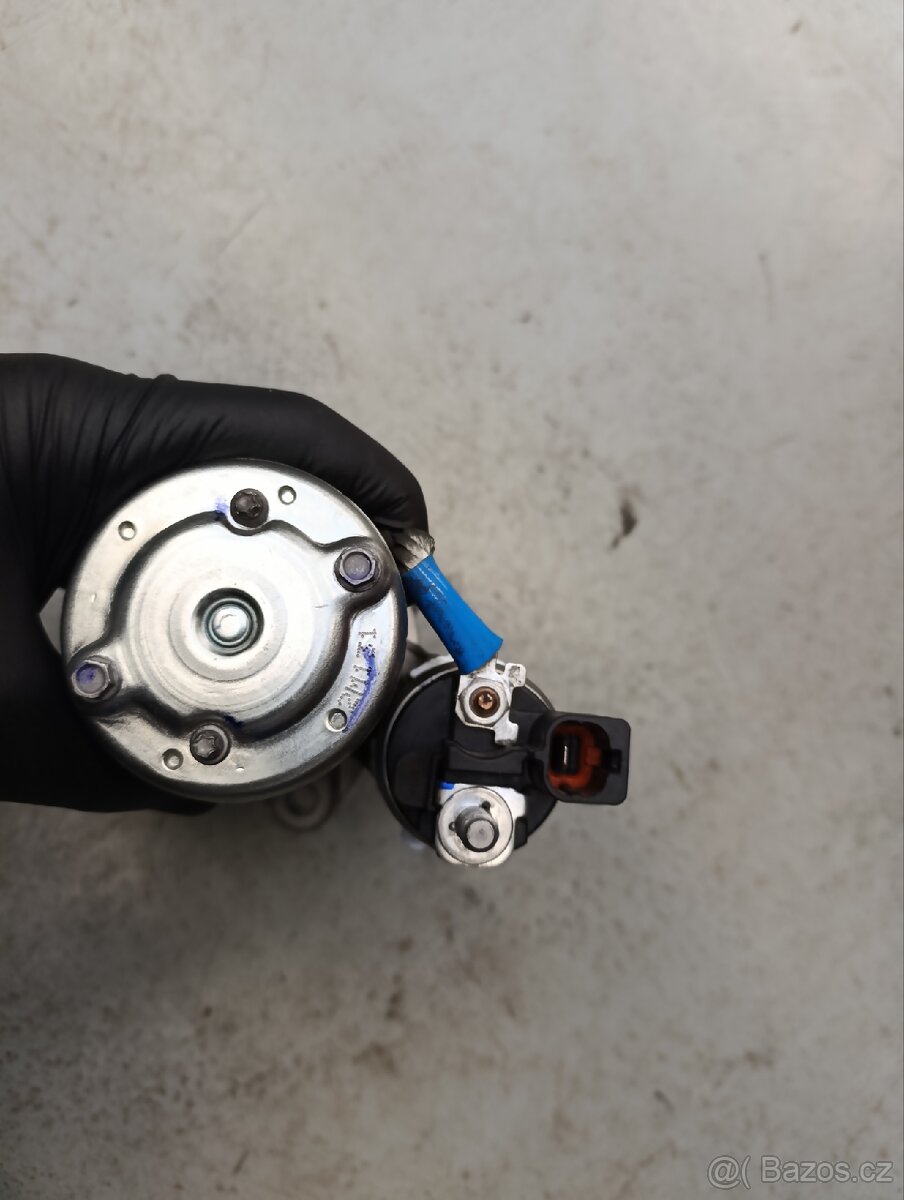 Startér KIA Original - 4