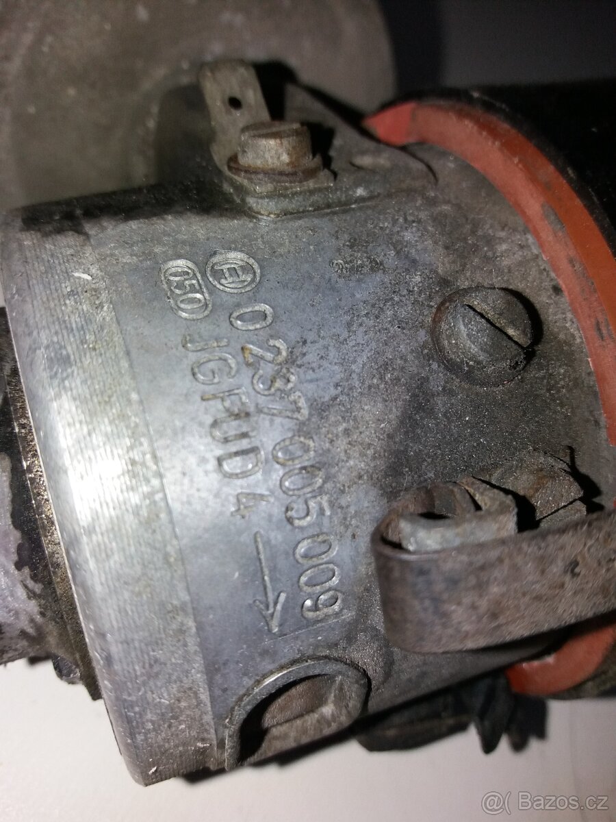 BMW E21 E10 E12 - M10 - Náhradní Díly 2 - 4