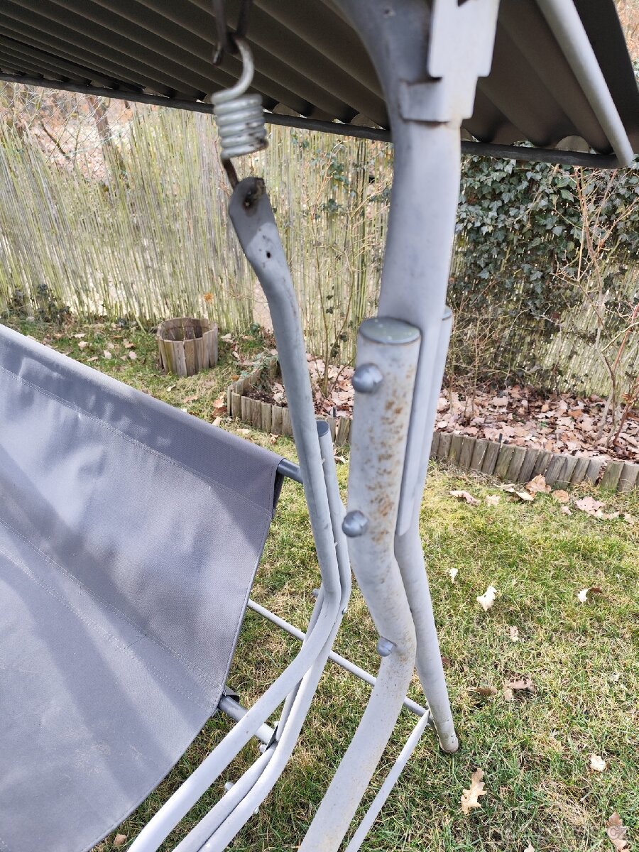 Zahradní houpačka - 4