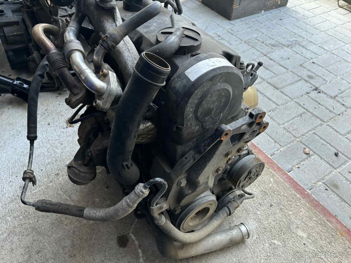 prodám Motor 1.9tdi 85kw AUY - 4