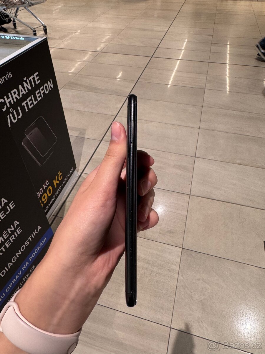Xiaomi Redmi 5 Plus (32 GB) - 4
