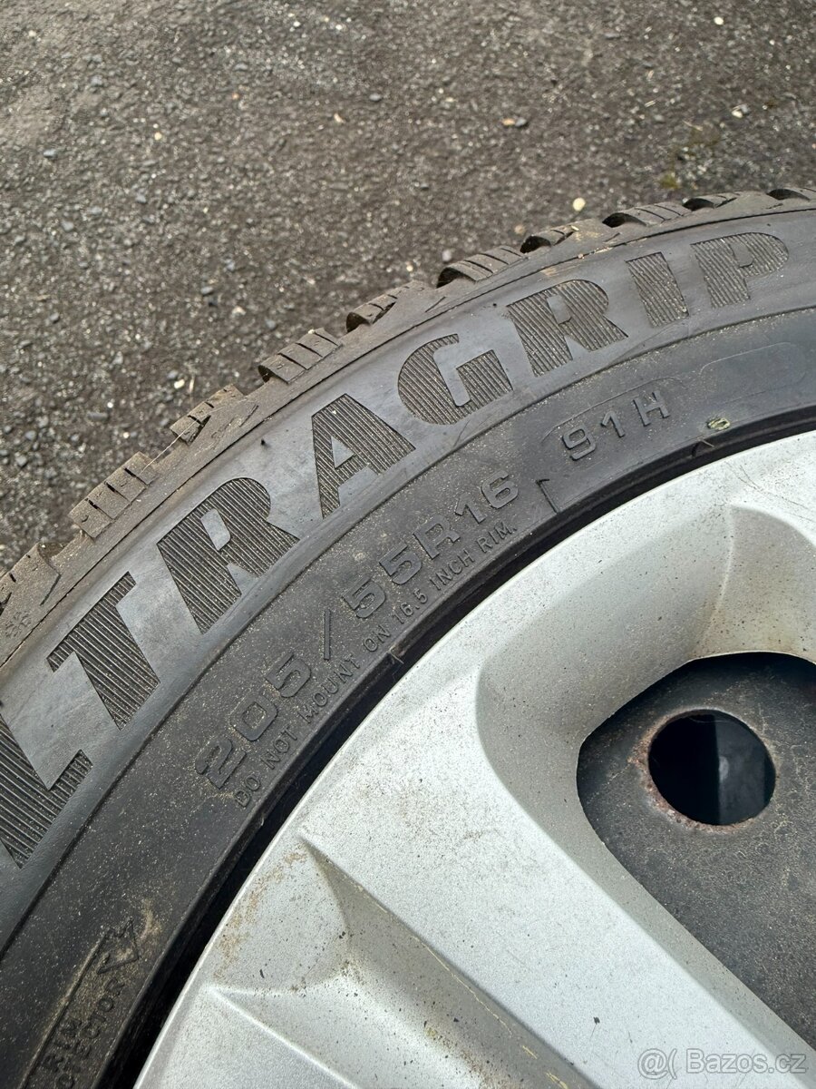 ZIMNÍ SADA KOL FORD 5x108 mm + Goodyear 205/55R16 91H - 4