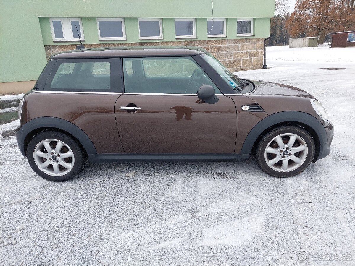 Mini Cooper One R56 1.4 16v - 4