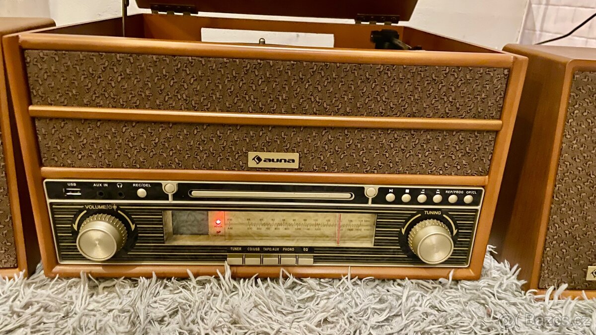 Nový gramofon, CD, kazety, rádio. Lze zaslat - 4