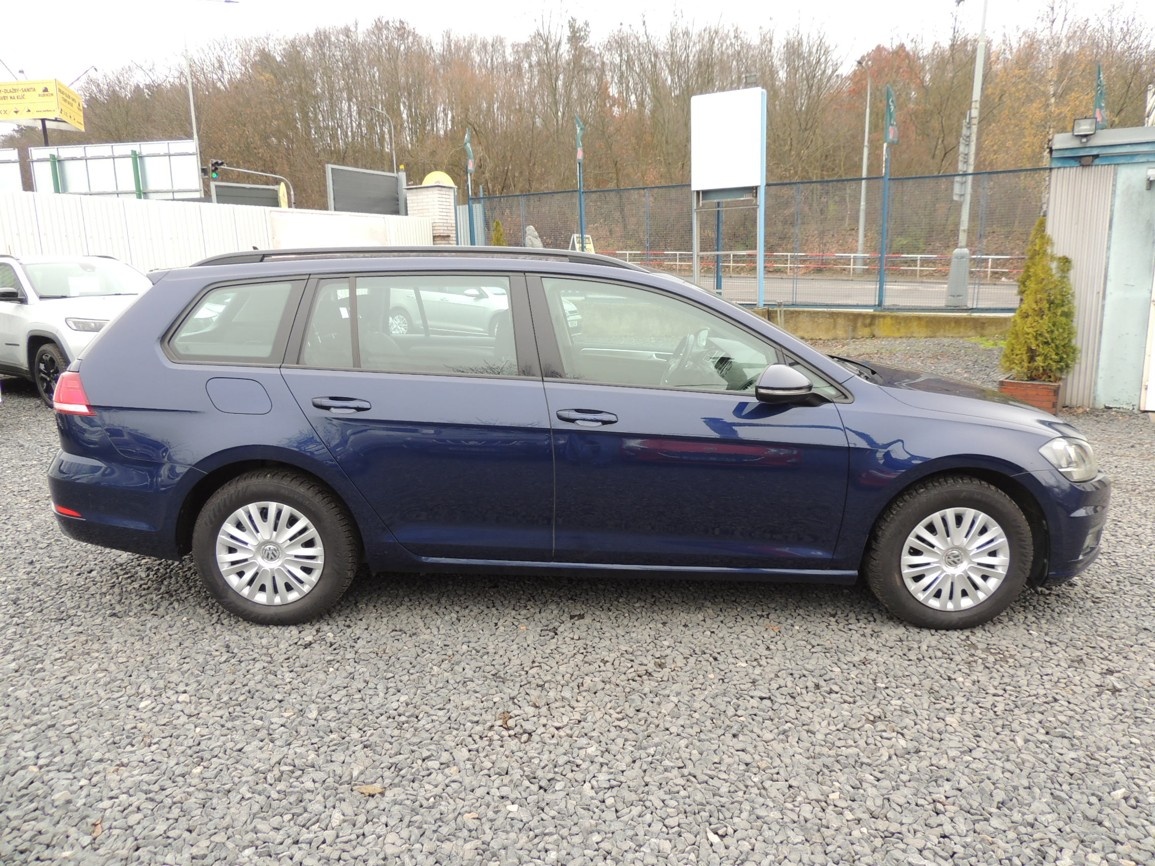 VW Golf Variant 1.6TDi,85kw,DSG,2019,2majitel,-21%DPH - 4