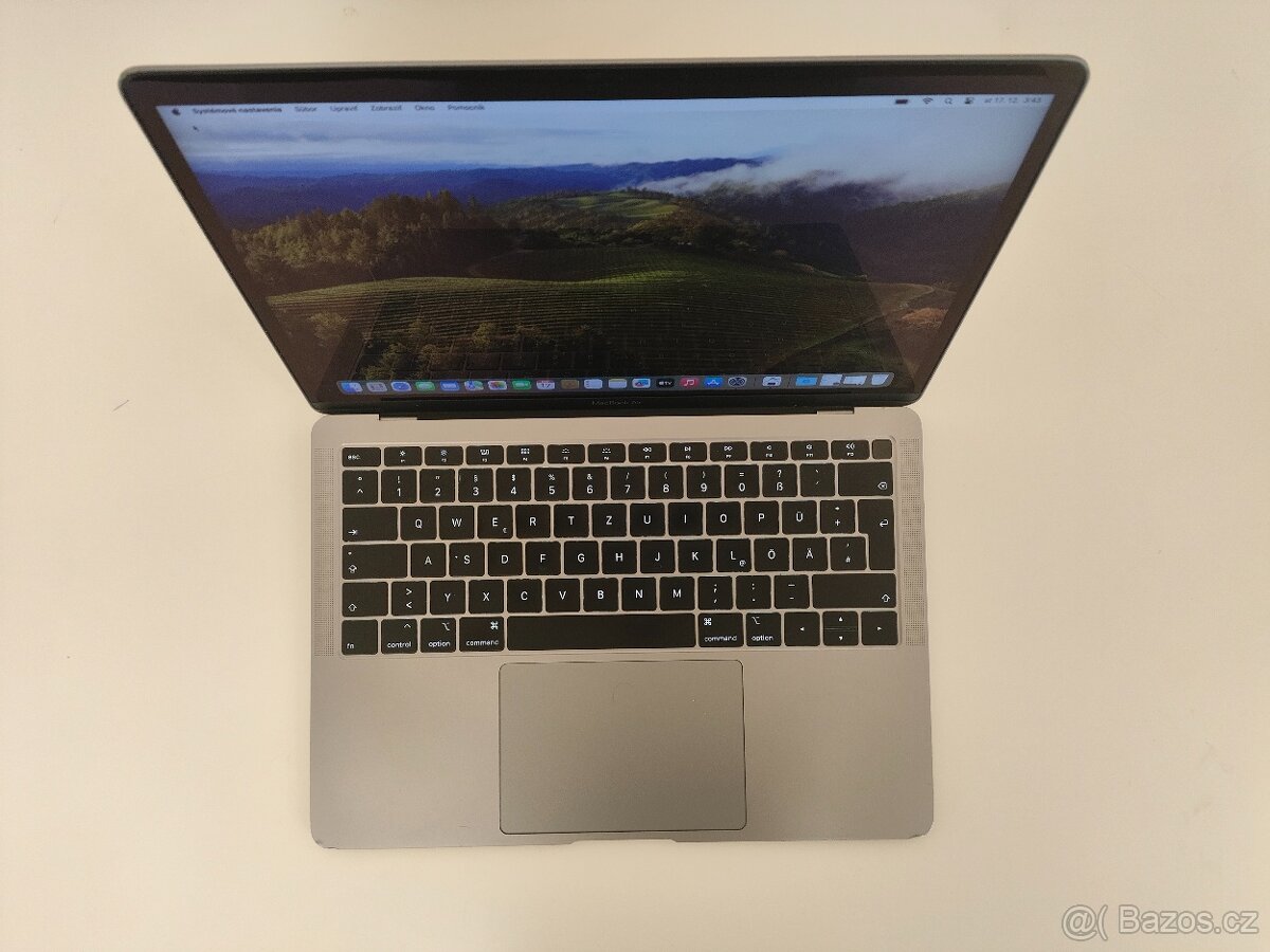 MacBook Air 13" 2019 | i5 • 8GB • 128GB SSD - 4