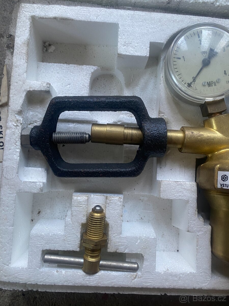 Redukční ventil na Acetylen - 4