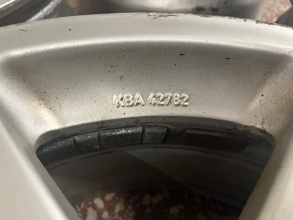 4 x al kola 7 ½ J x 16 H2 - 4